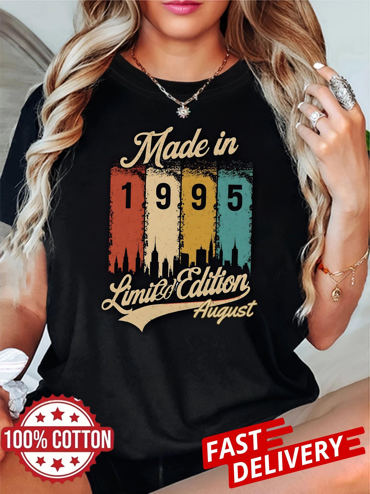 Made in 1995 August T Shirt Limited Edition 30th Birthday Gift Te Vintage Born in august Shirt for Men Women Retro 1995 Tee Unisex