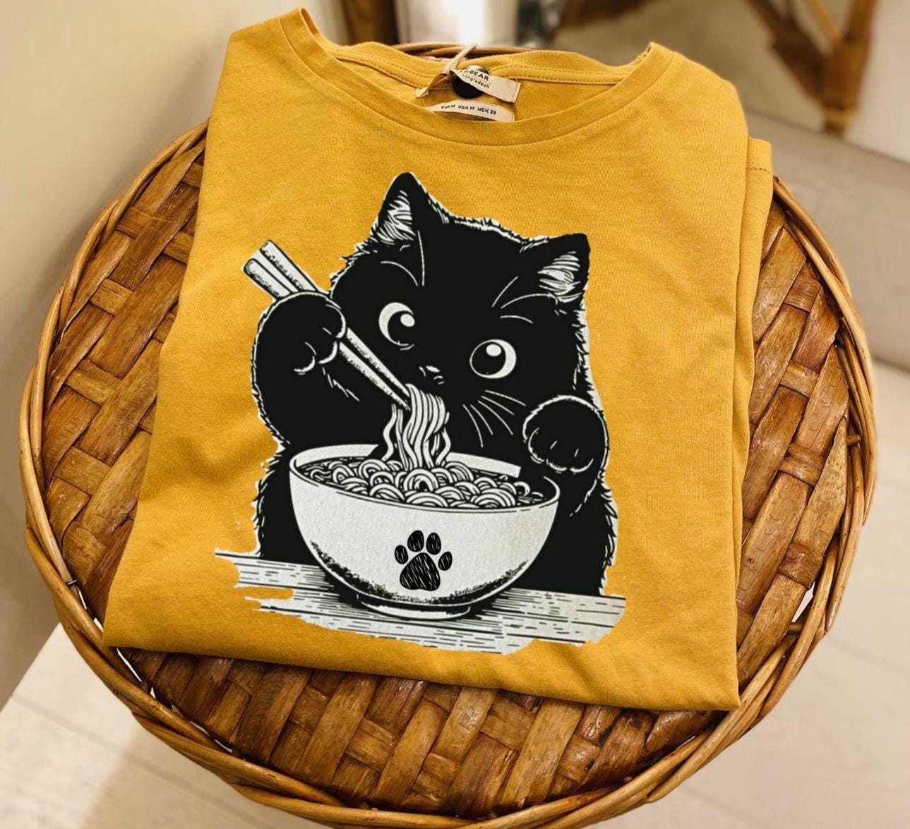 Noodle Cat Shirt, Cat Sweatshirt, Ramen Cat Shirt, Cat Mom Shirt, Cat Tee, Cat Lover Shirt, Animal Lover Tee, Cat Lovers Tee, Gift for Mom