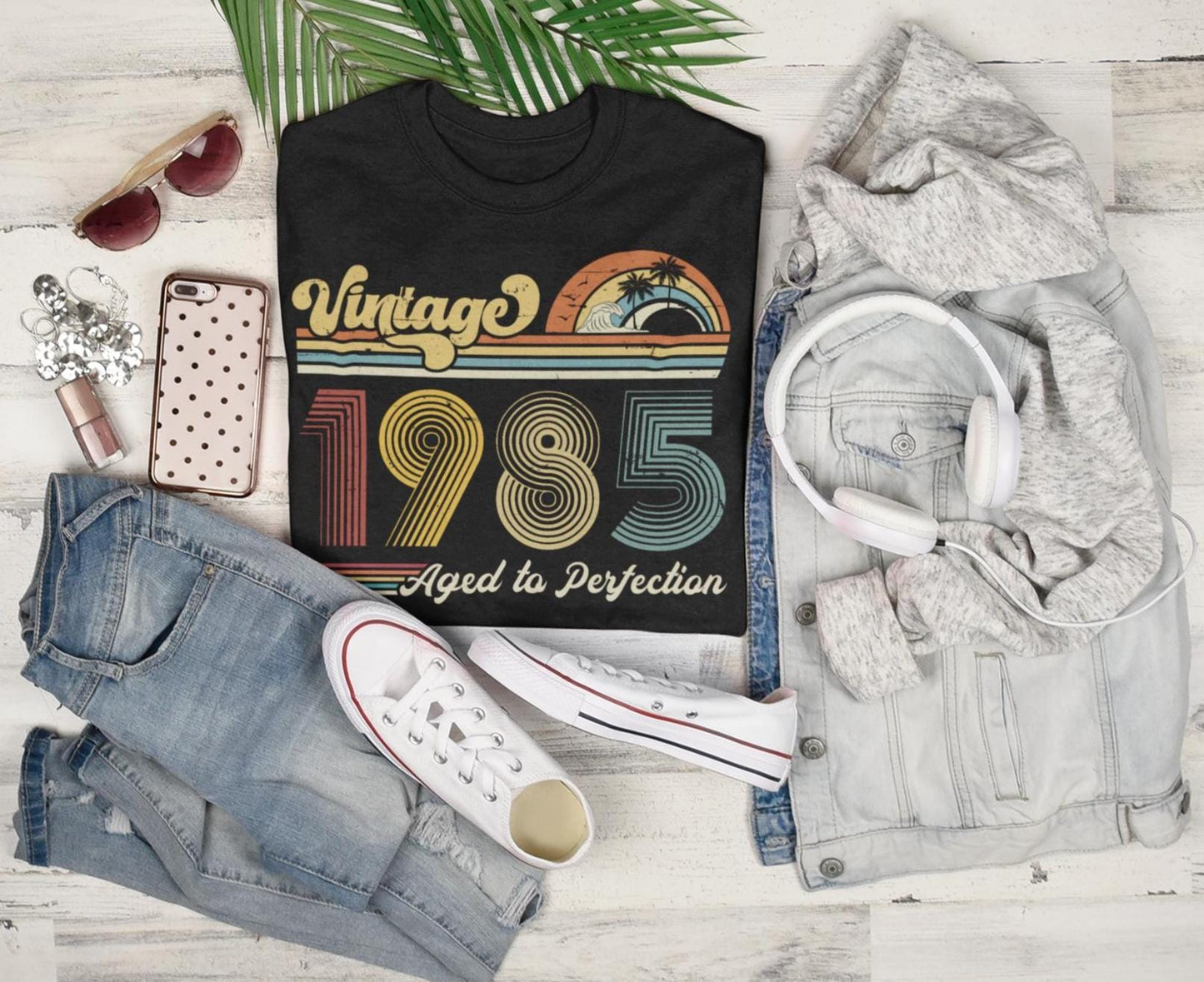 40th Birthday Shirt – Age to Perfection Tee – Retro Vintage Style Unisex T-Shirt – Gift for 40 Year Old Men & Women